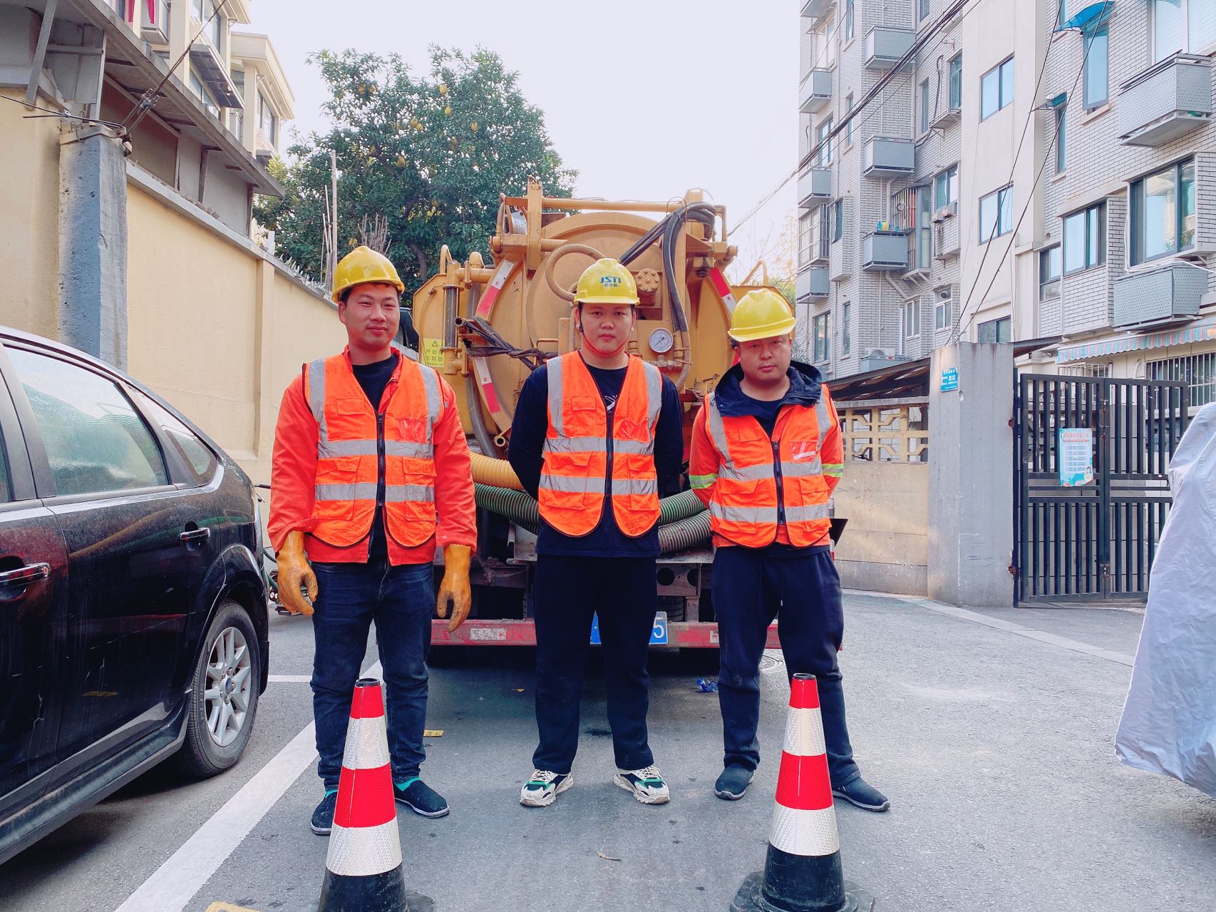 怡康南京某小区管道清淤检测施工